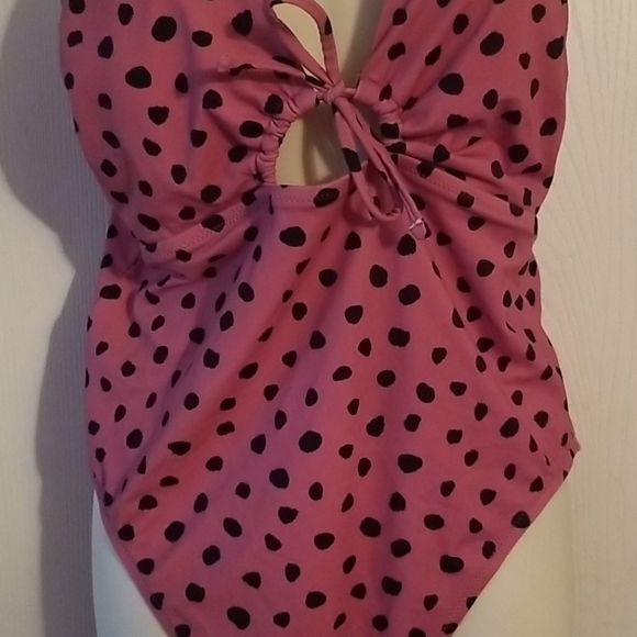 Shade & Shore One Piece Swim Suit, Size Large - Picture 3 of 6